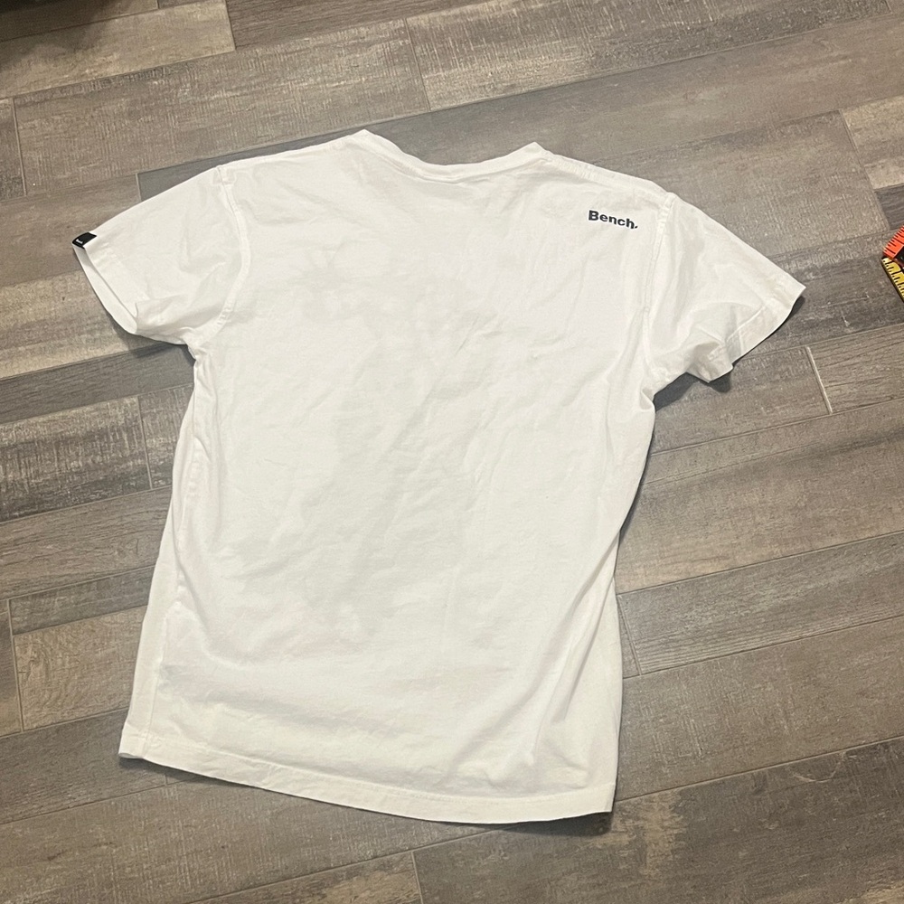 Bench White and Red Graphic woMen's Tee - Picture 11 of 11